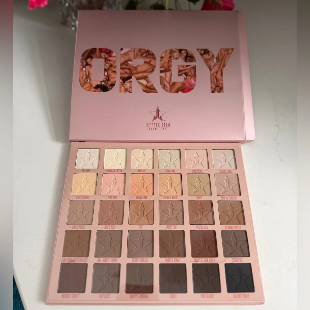 Jeffree Star Neutral Nude Eyeshadow Palette - Creams, Beiges, Browns